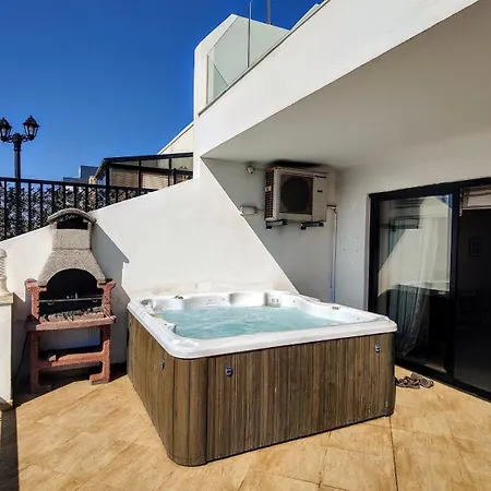 Magic Sea Views& Jacuzzi Holiday