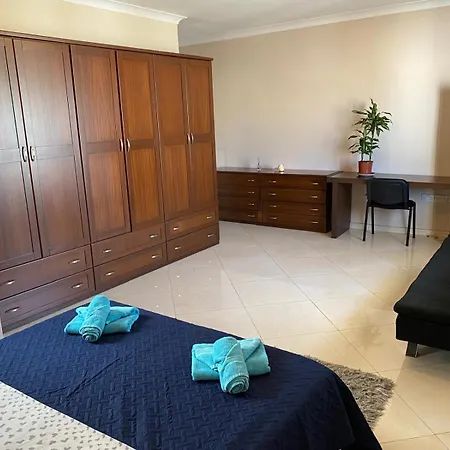 Magic Sea Views& Jacuzzi Holiday Apartman Sliema